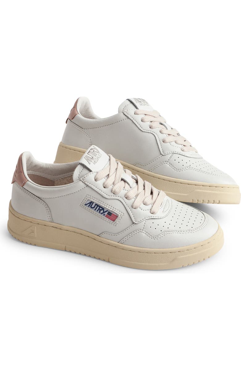 AUTRY Medalist Low Sneaker, Alternate, color, Leat/Leat Wht/Pink
