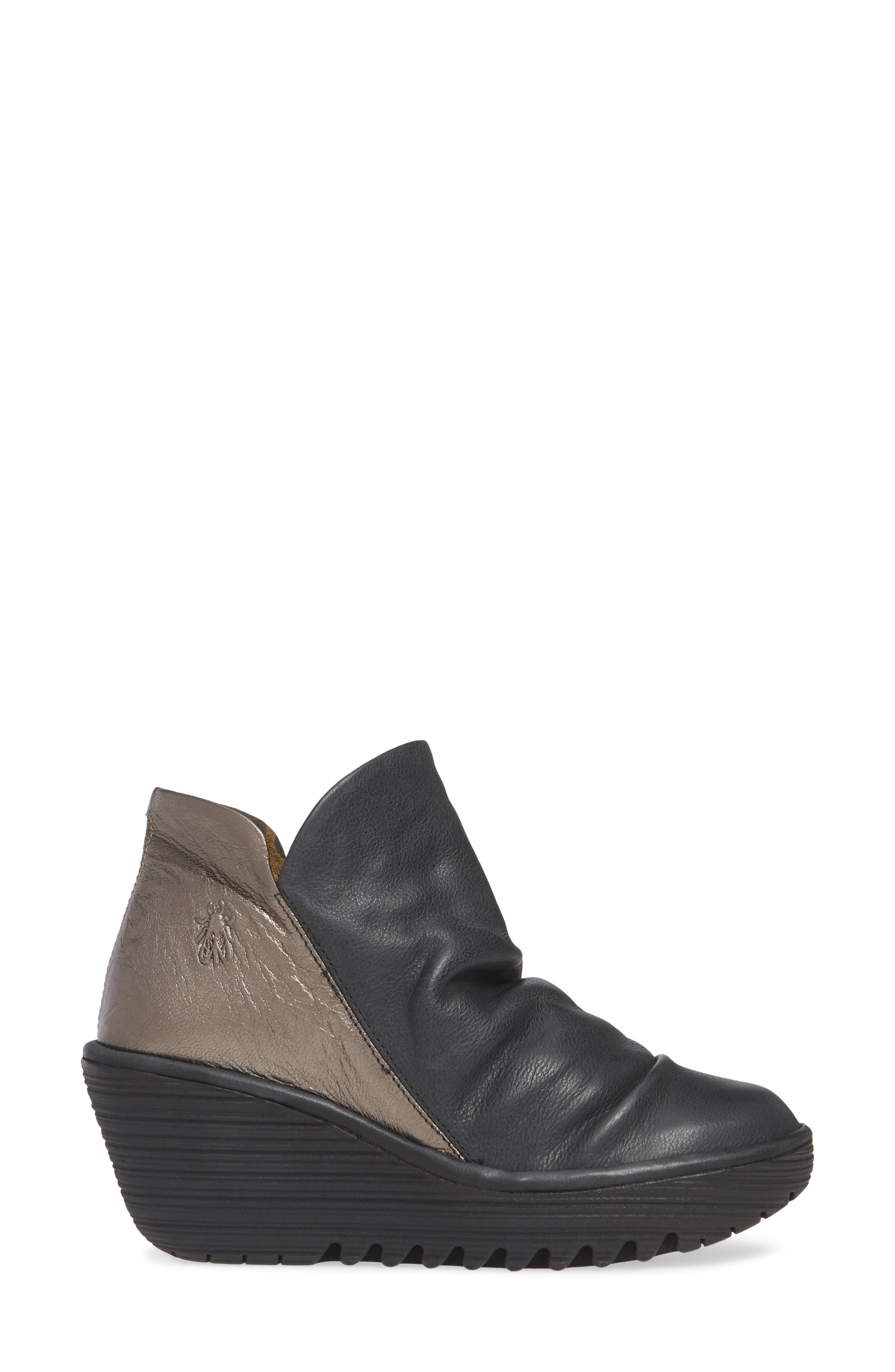 Yip Wedge Bootie, Alternate, color, BLACK/ BRONZE LEATHER