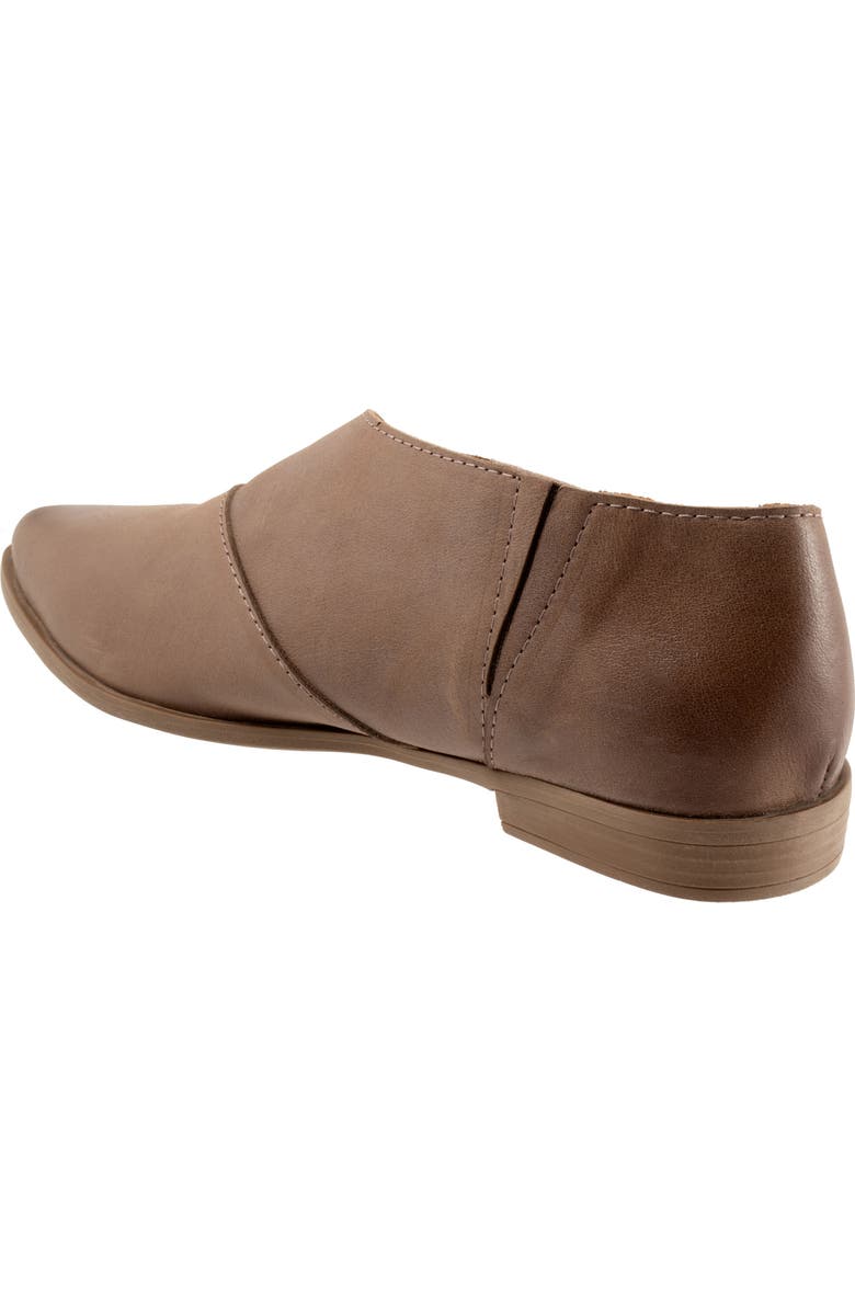 Bueno Blake Half D'Orsay Pointed Toe Flat, Alternate, color,