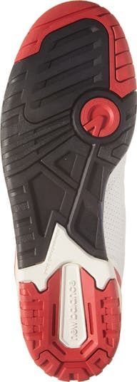 550 Basketball Sneaker