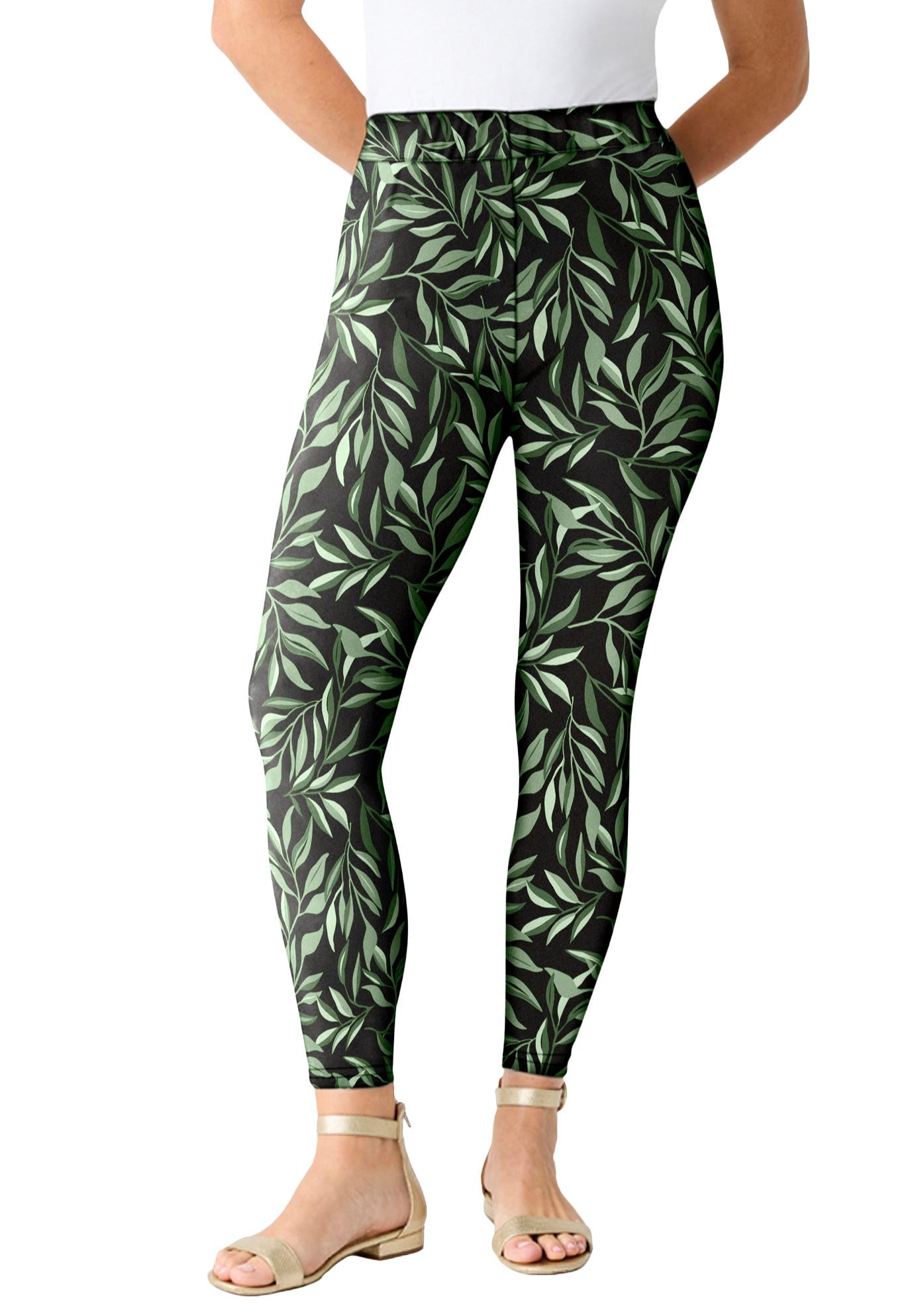 GREEN TOSSED LEAVES