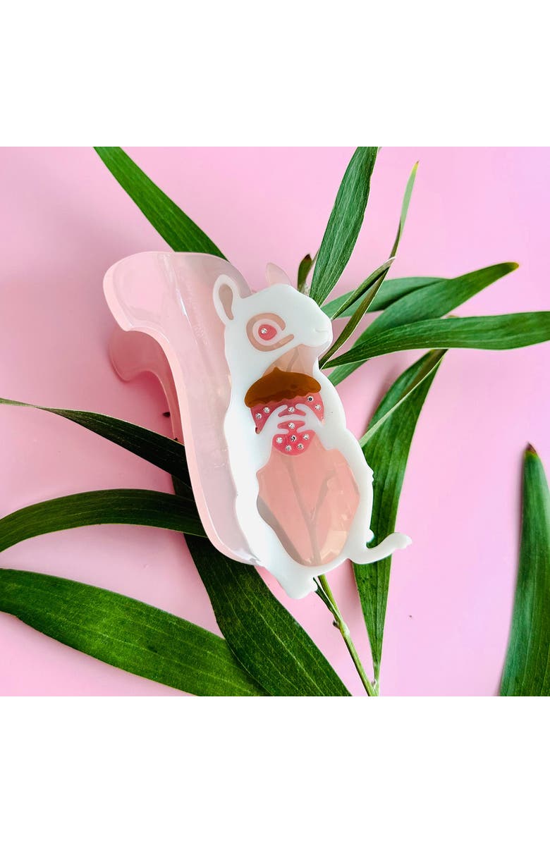 Centinelle Albino Squirrel Hair Claw, Alternate, color,