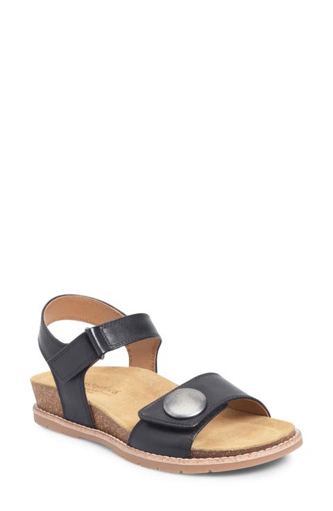 Gwen Wedge Sandal (Women)