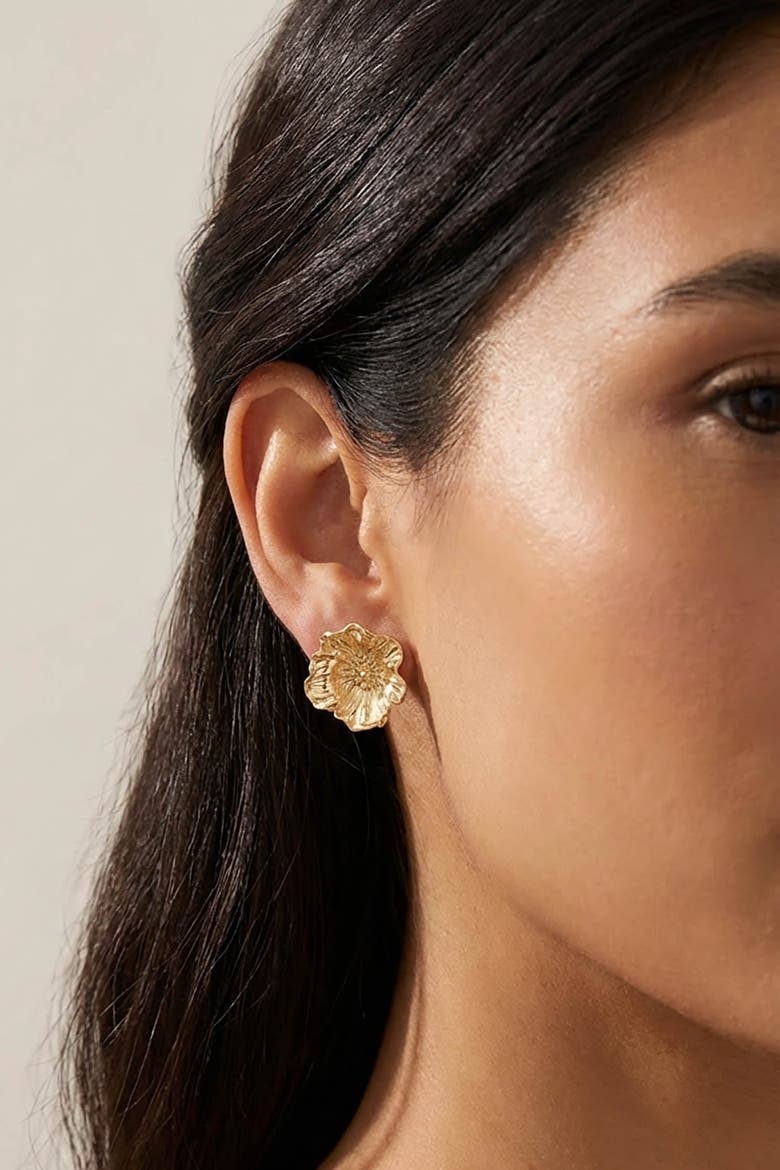 Poppy Studs Gold, Alternate, color, Gold