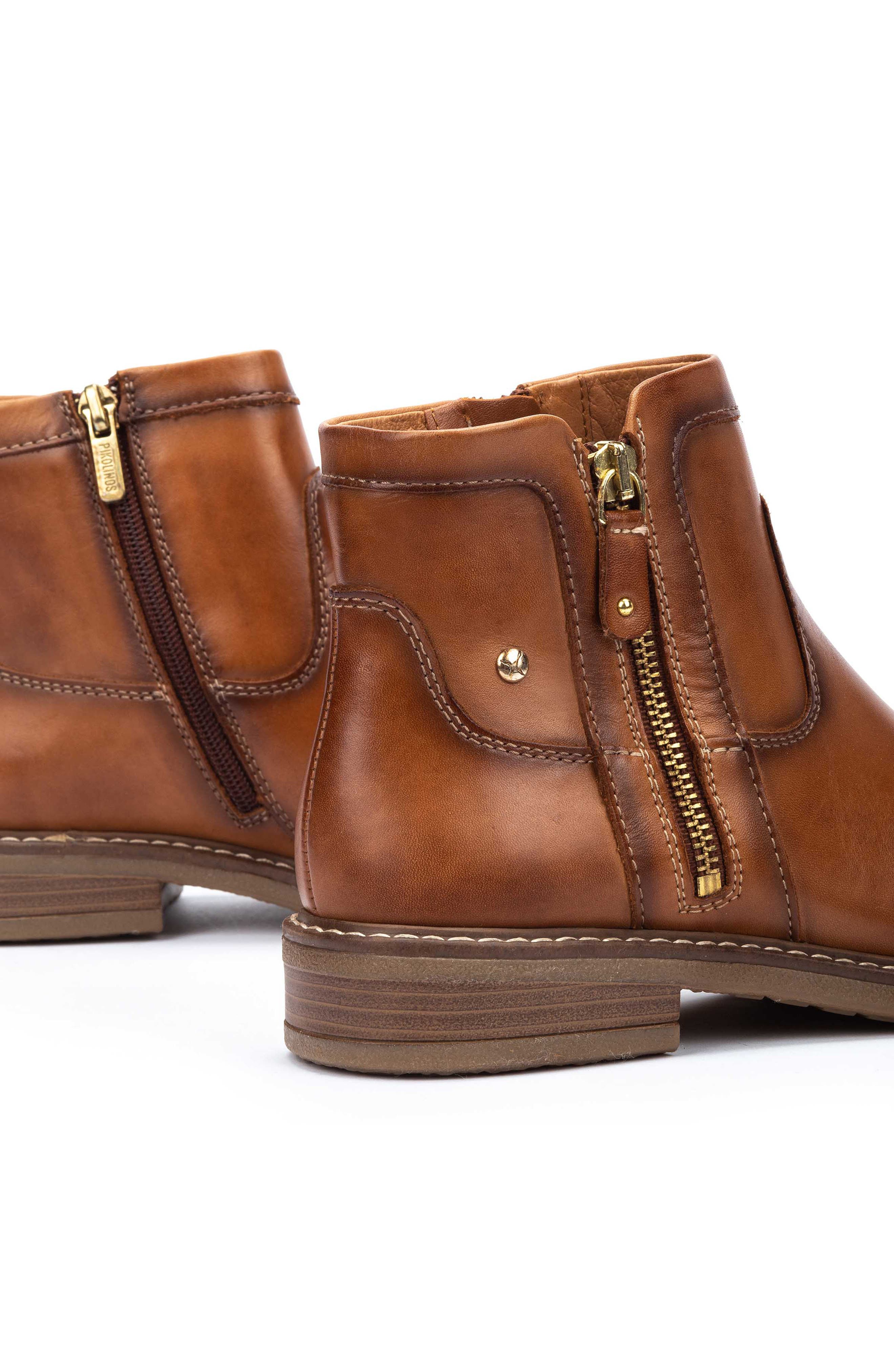 PIKOLINOS Aldaya Zip Bootie, Alternate, color, Brandy
