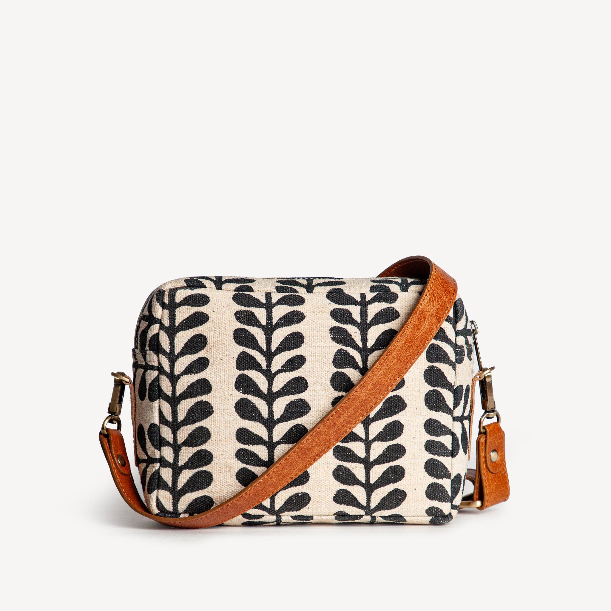 JOYN Camera Bag, Main, color, Fern
