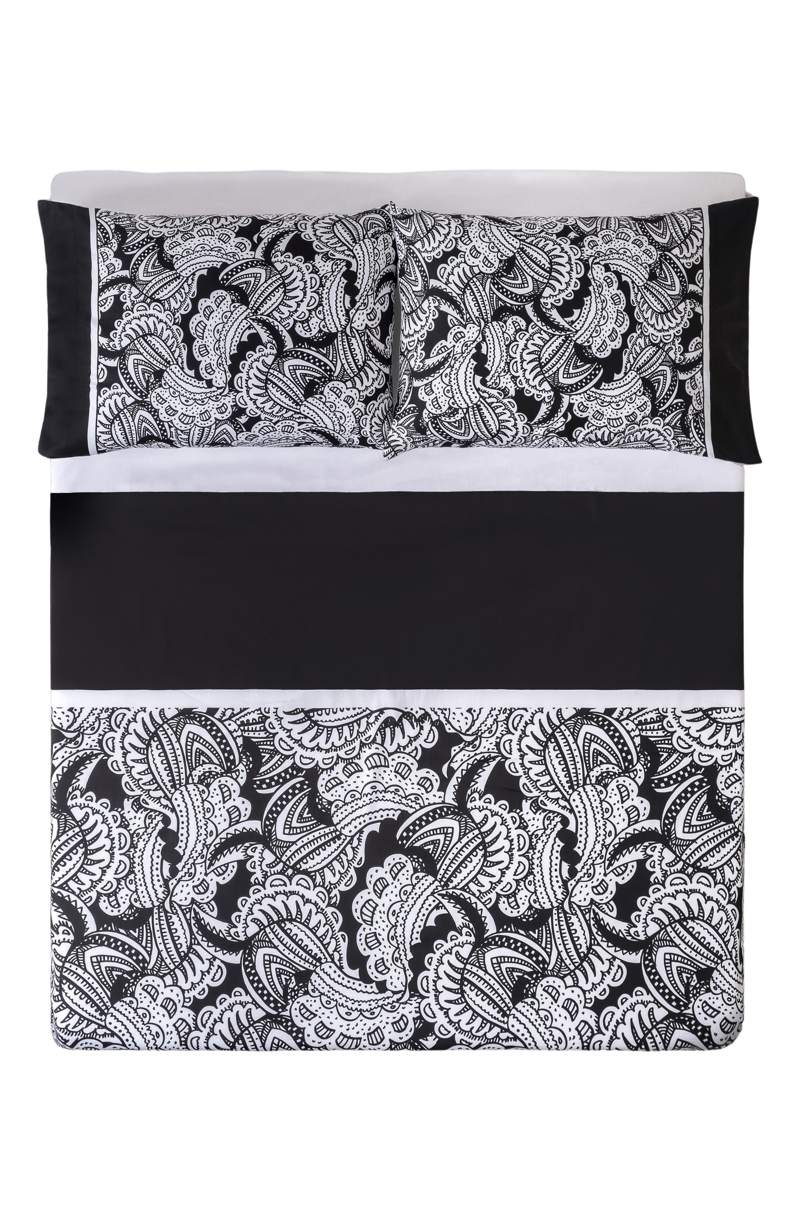 Four-Piece Paisley Print Sheet Set