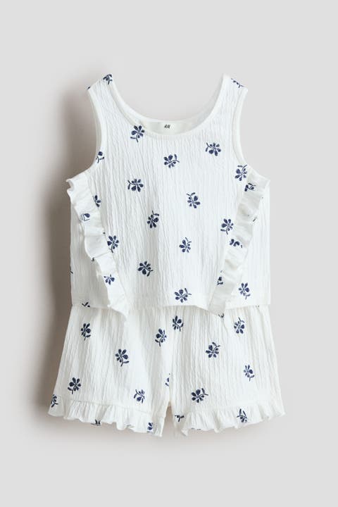 2-piece ruffle-trimmed set