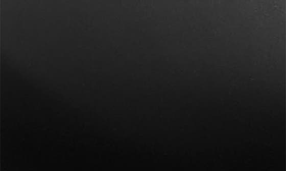 MATTE BLACK