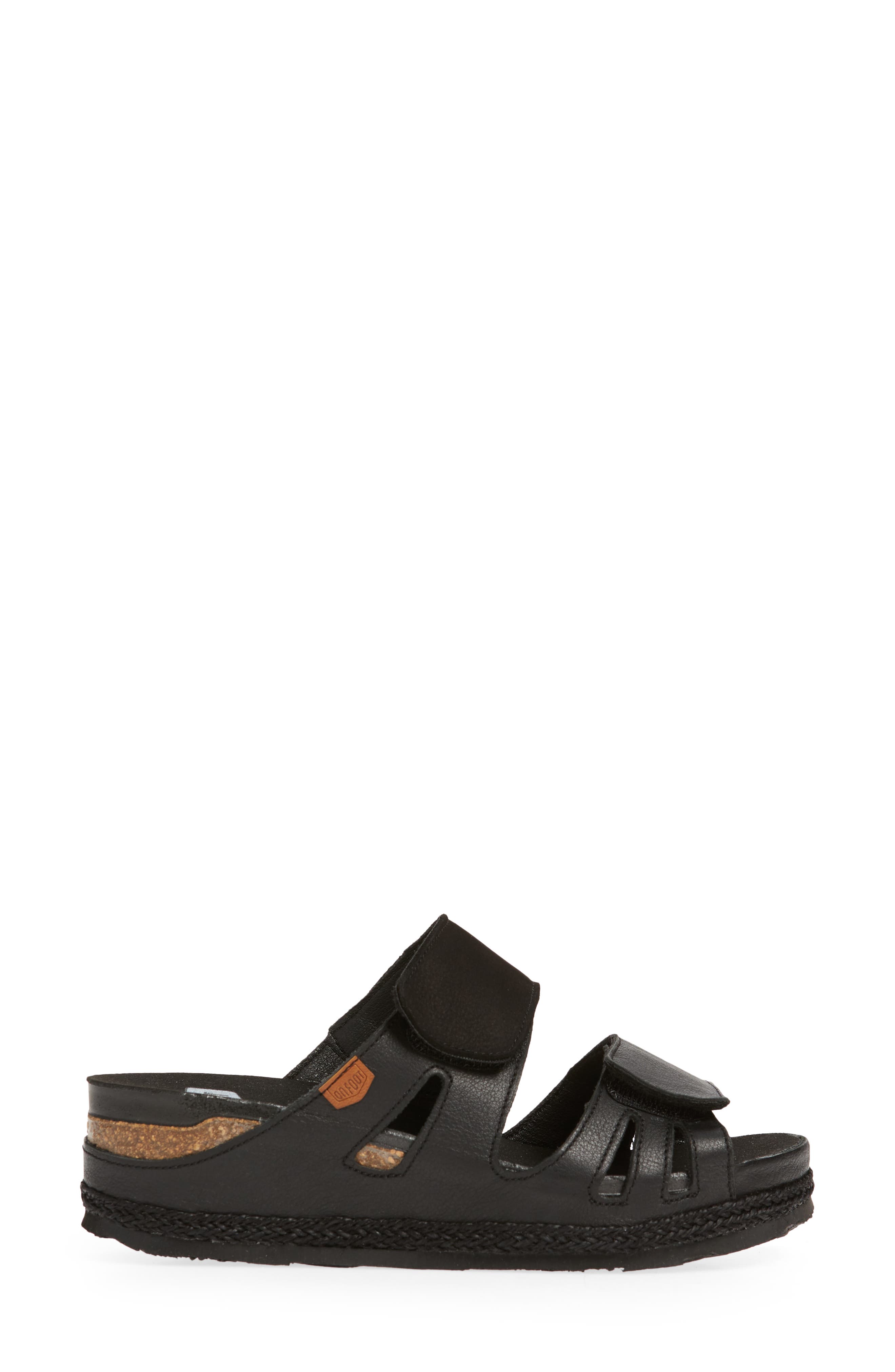 On Foot Cynara Slide Sandal, Alternate, color, Negre Black