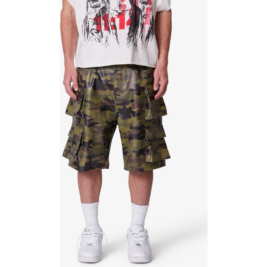 Mnml Baggy Camo Faux Leather Cargo Shorts In Green