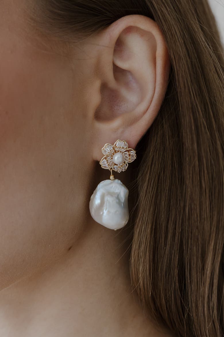 Jolie Pearl Drop Earrings, Alternate, color, Metallic Gold