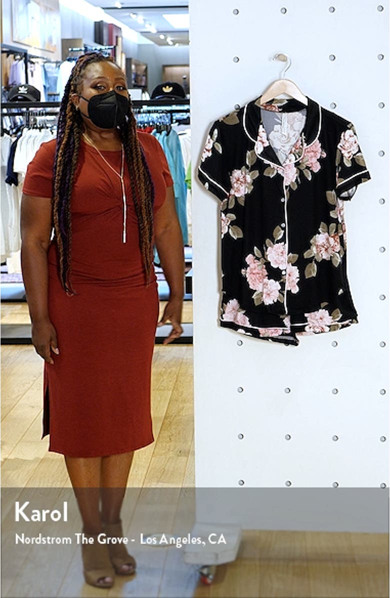 Floral Print Short Pajamas, sales video thumbnail