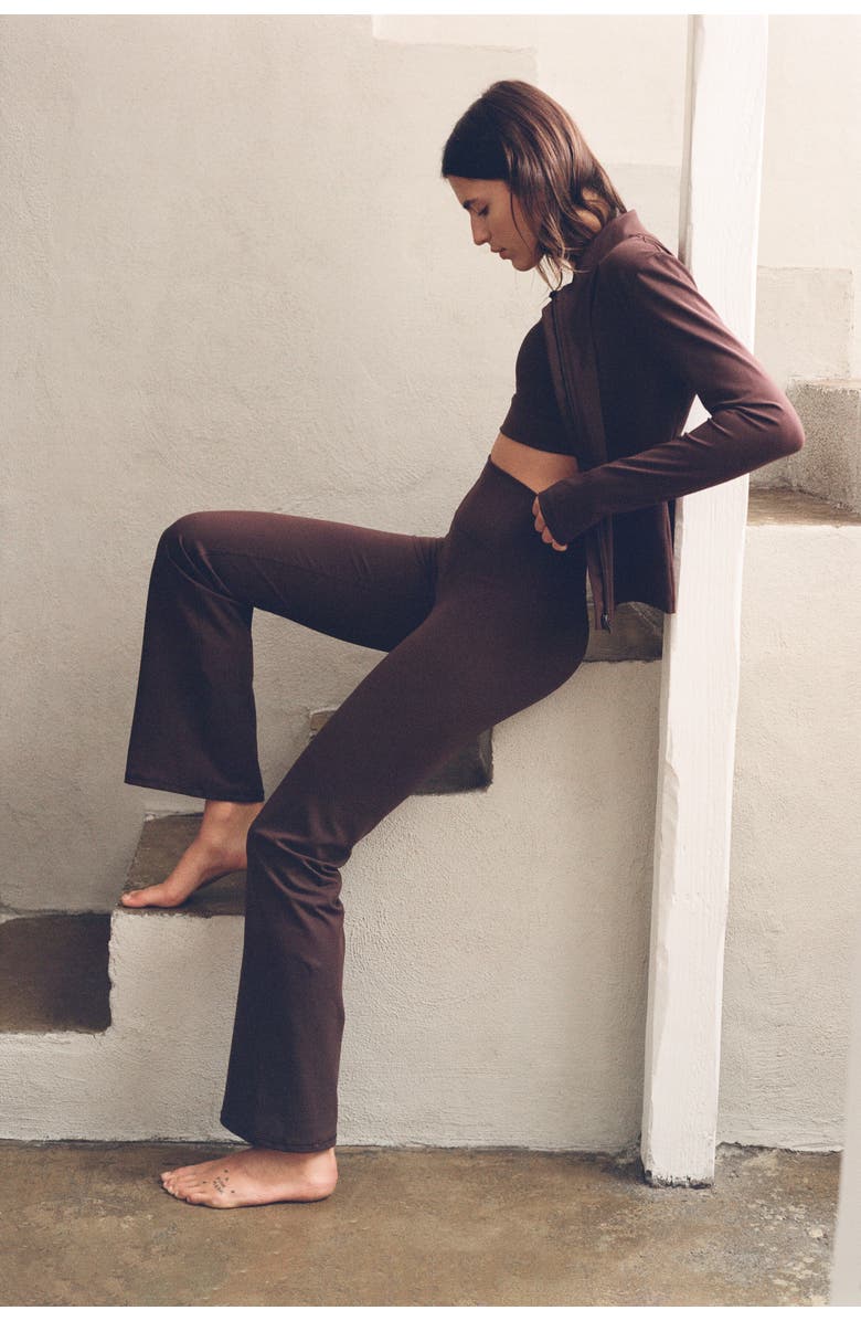 H&M Flared yoga leggings with softmove, Main, color, Warm Brown