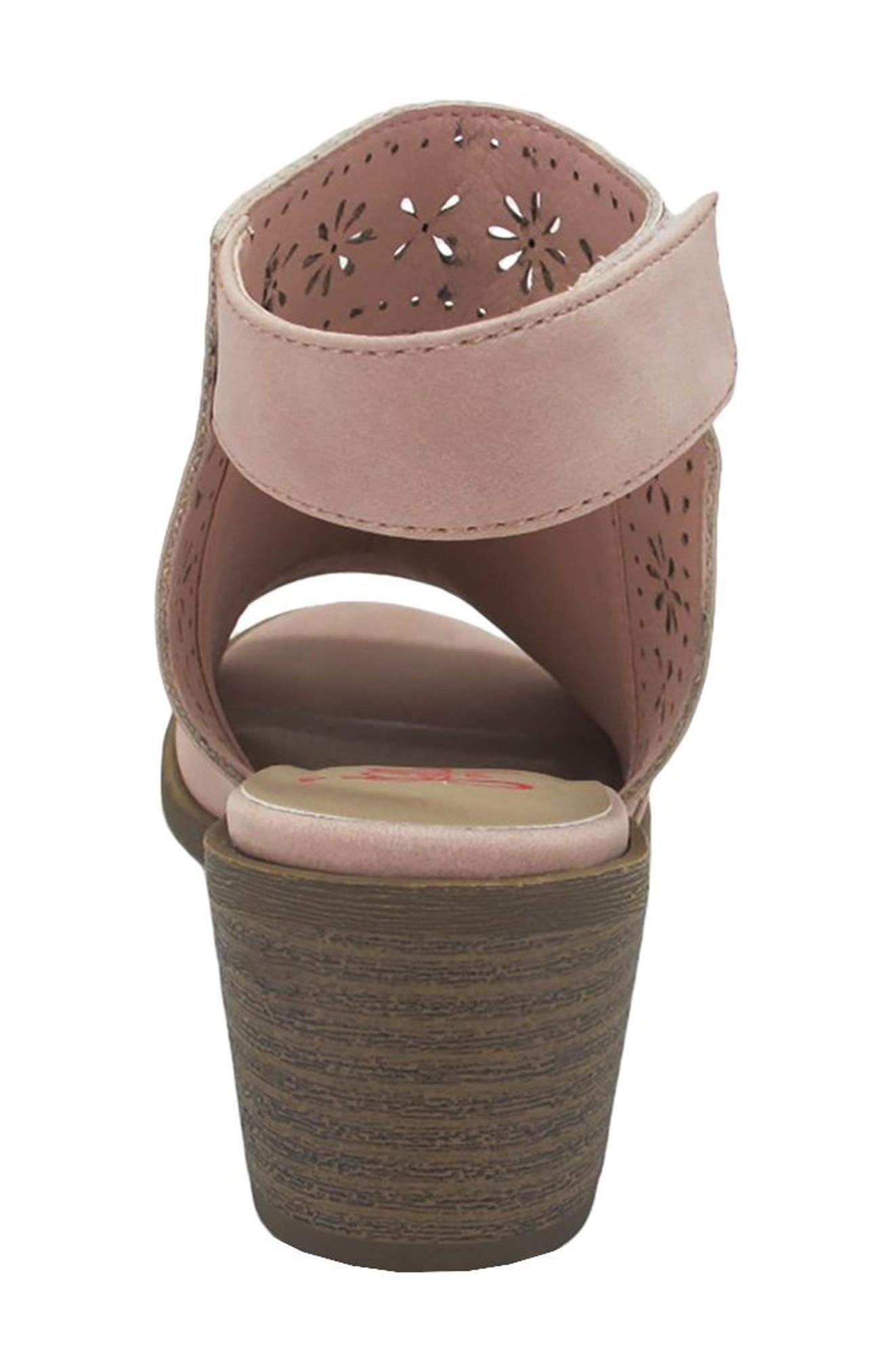 JELLYPOP Aviva Laser Cut Block Heel Sandal | Nordstromrack