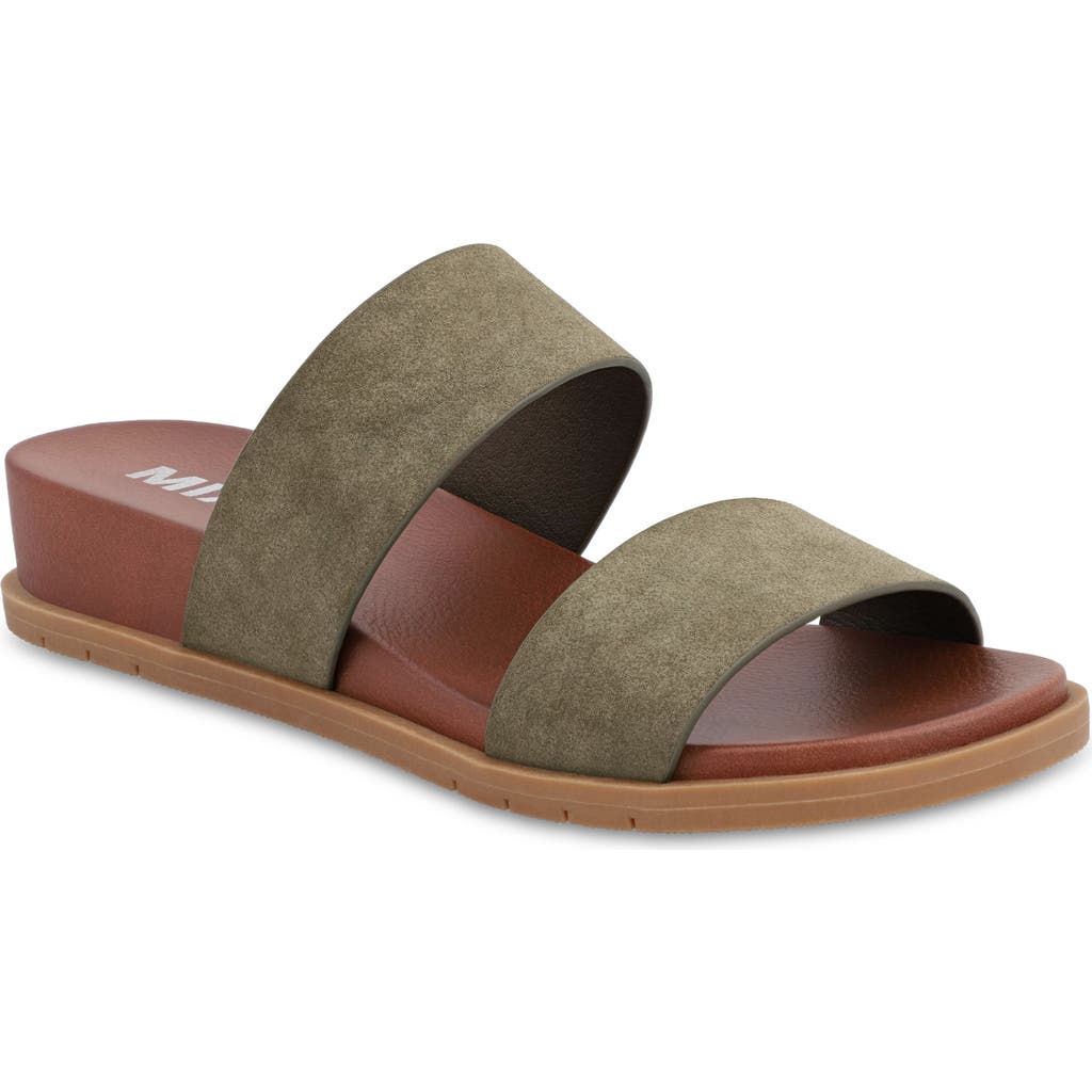 Mia Yelena Slide Sandal In Khaki