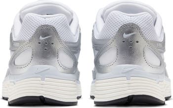 P-6000 Sneaker