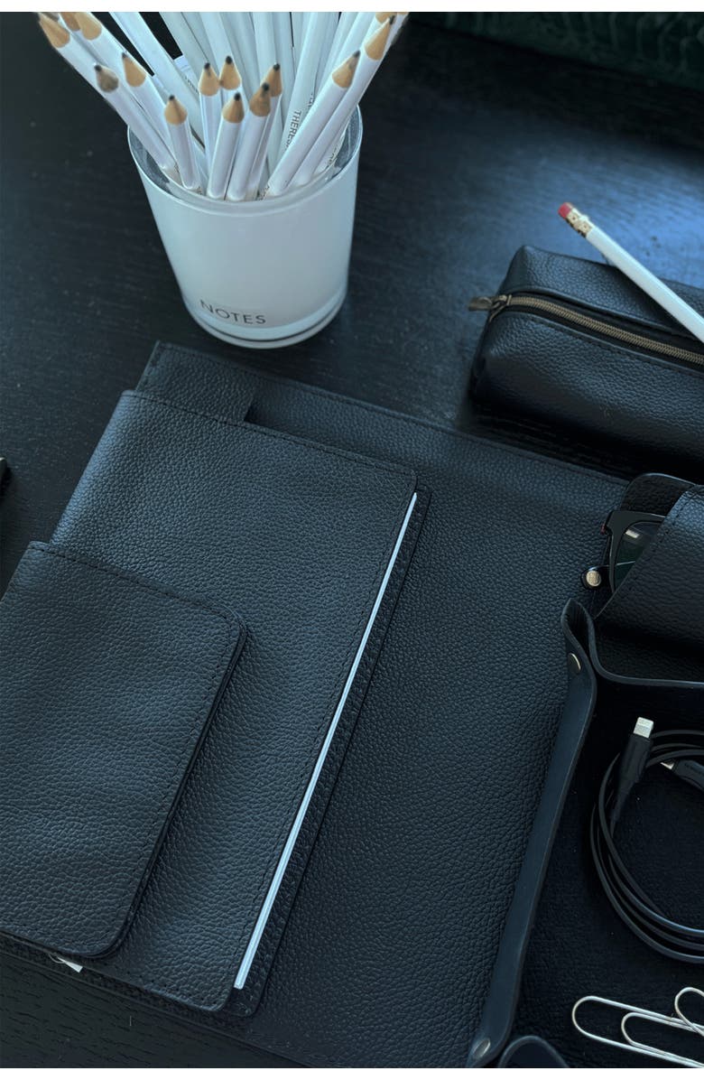 Deux Mains Woven Passport Holder, Alternate, color, Black