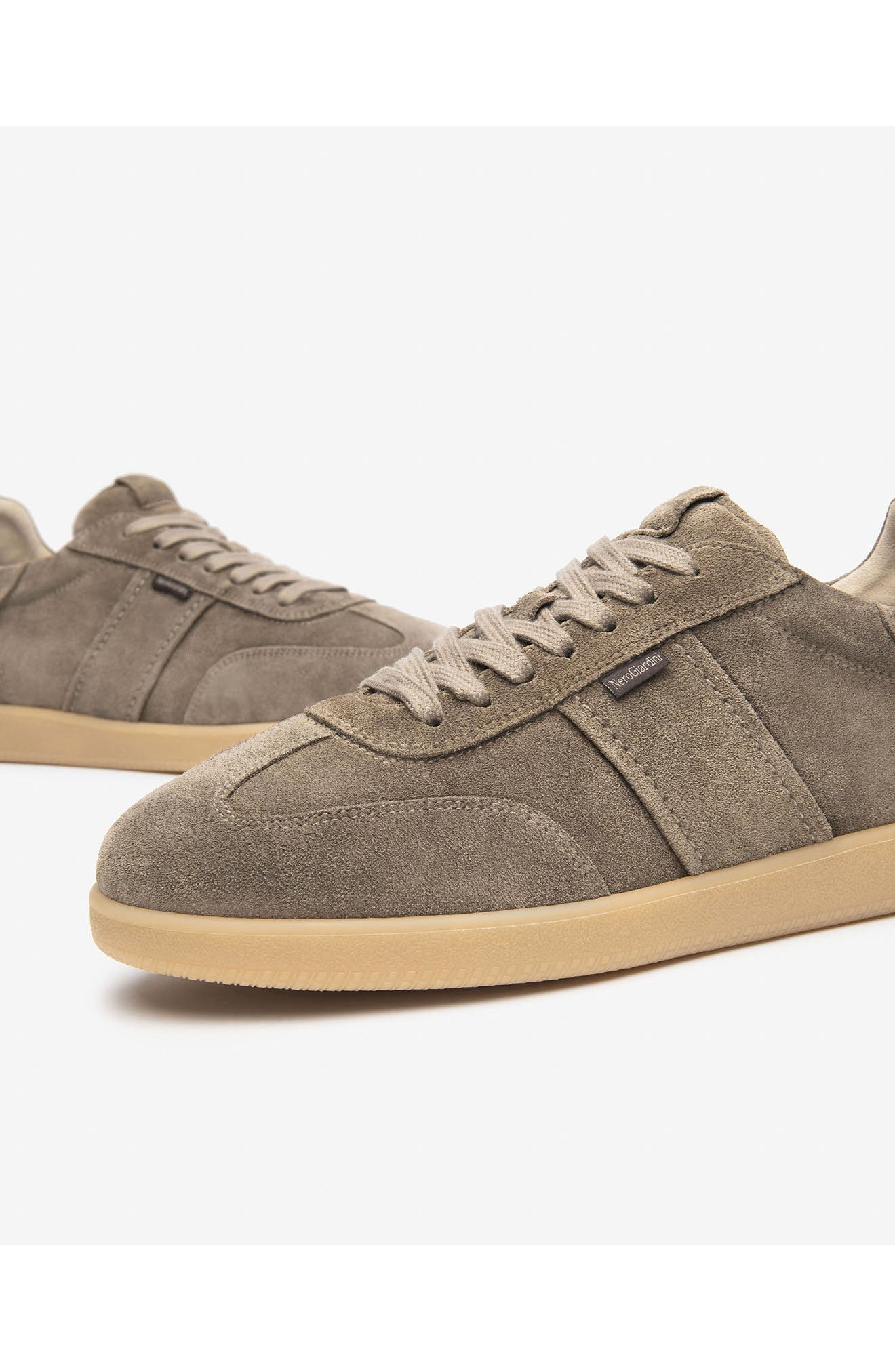 NeroGiardini Low Top Sneaker, Alternate, color, 