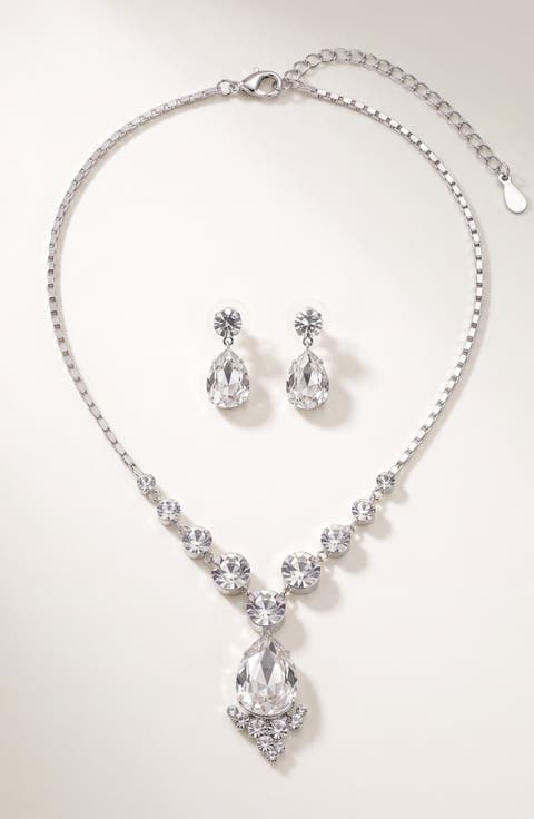 Elegant Teardrop Crystal Necklace Earrings Set