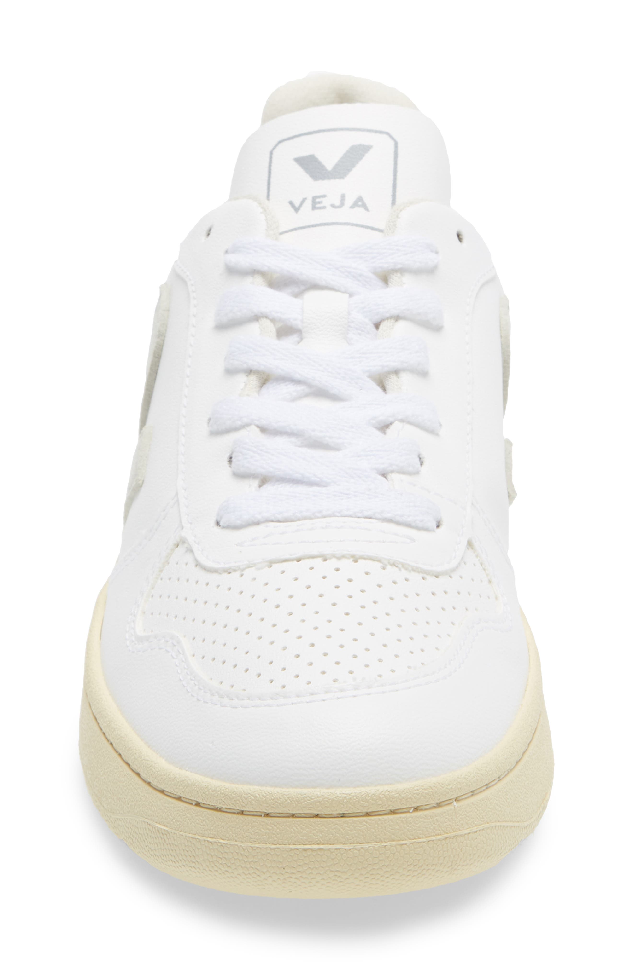 Veja V-10 Sneaker, Alternate, color, 