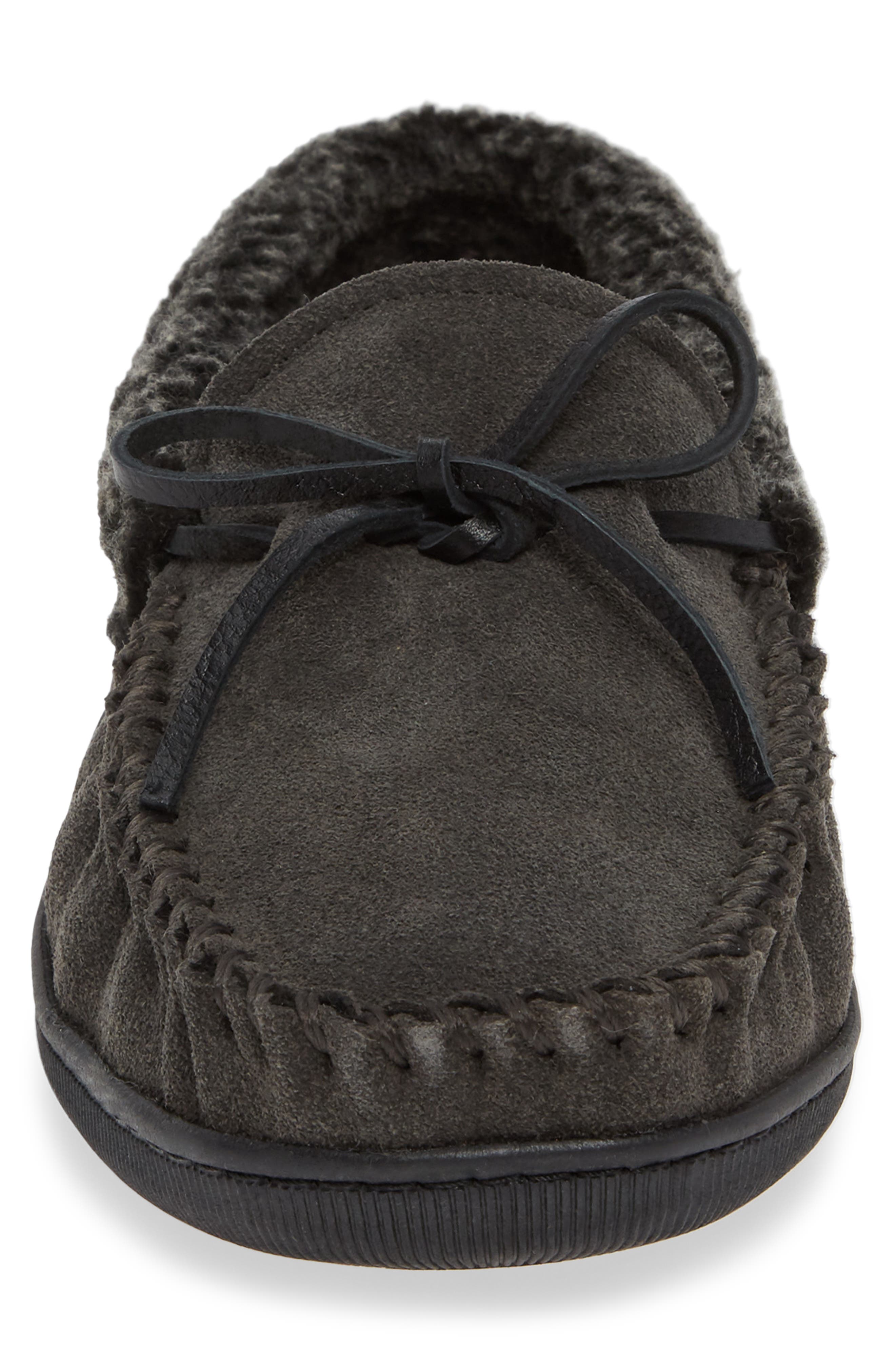 Minnetonka Allen Fleece Lined Slipper, Alternate, color, 