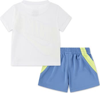 On The Move T-Shirt & Shorts Set