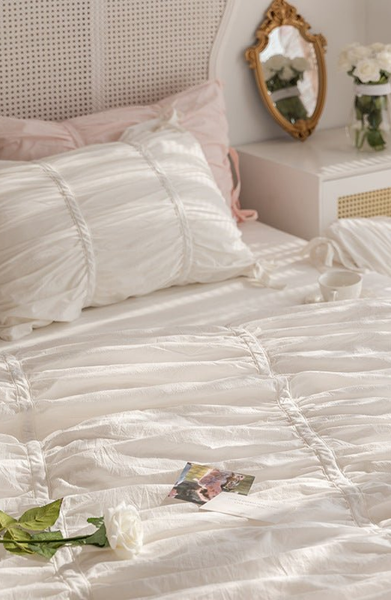 Ever Lasting Ruffle Bedding Set with Ties, Alternate, color, White, Flat
