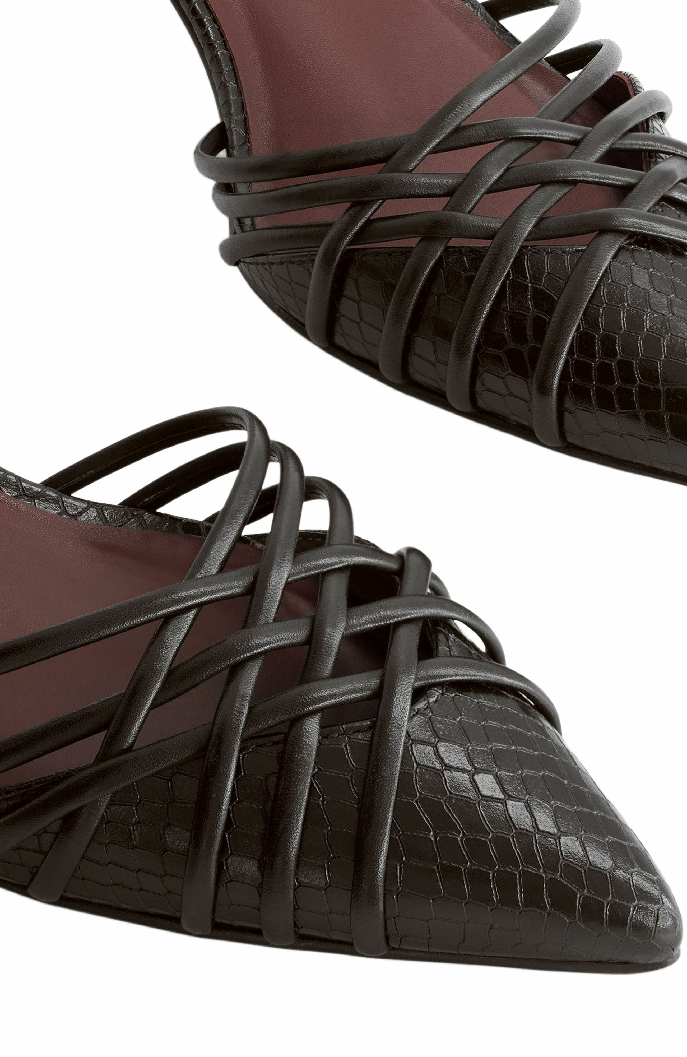 Bernardo Footwear Minu Kitten Heel Pump, Alternate, color, Black