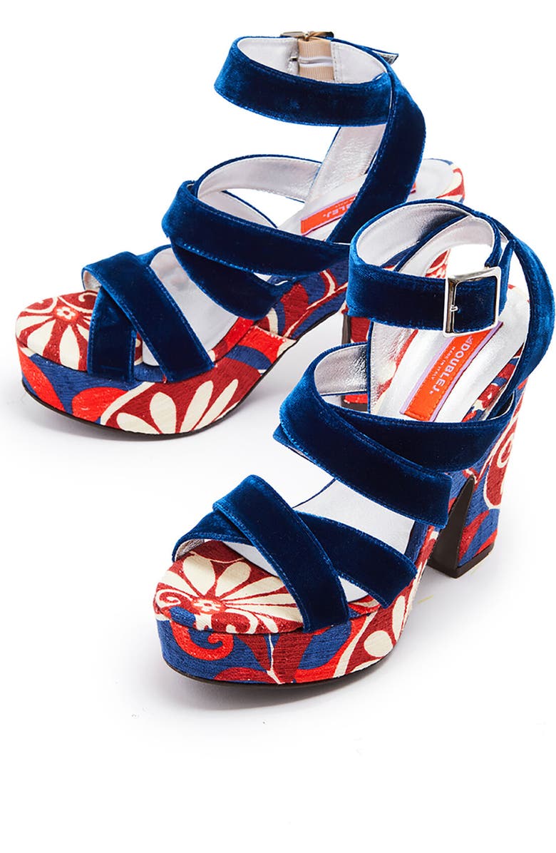 La DoubleJ Medal Wedge Moonflower Navy, Alternate, color, Moonflower Navy