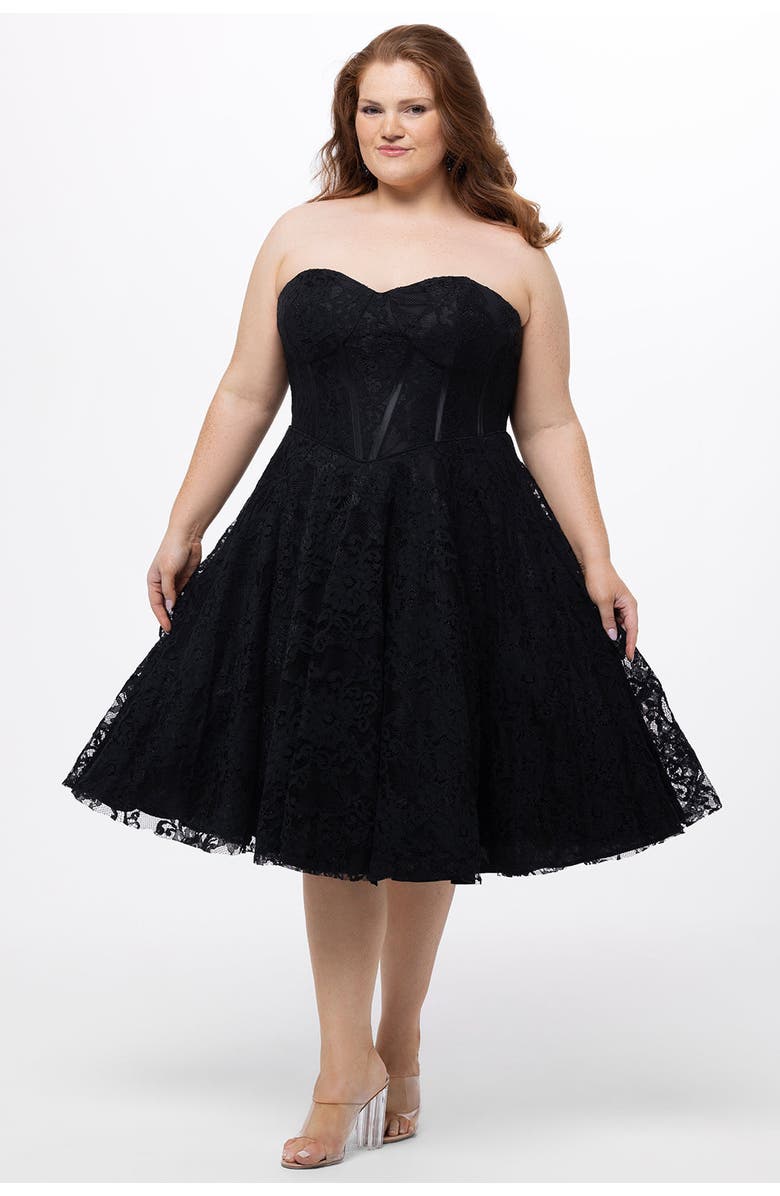 Celebrations by Sydney's Closet Sweetheart Strapless Lace Bustier Plus Size Party Dress, Alternate, color, Black