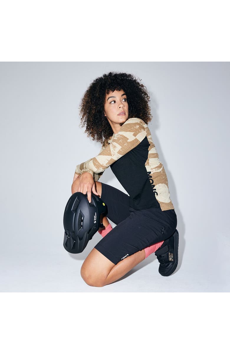 Mons Royale Diversion Merino Long-Sleeve Bike Jersey - Women's, Alternate, color, Mr Grunge/Black