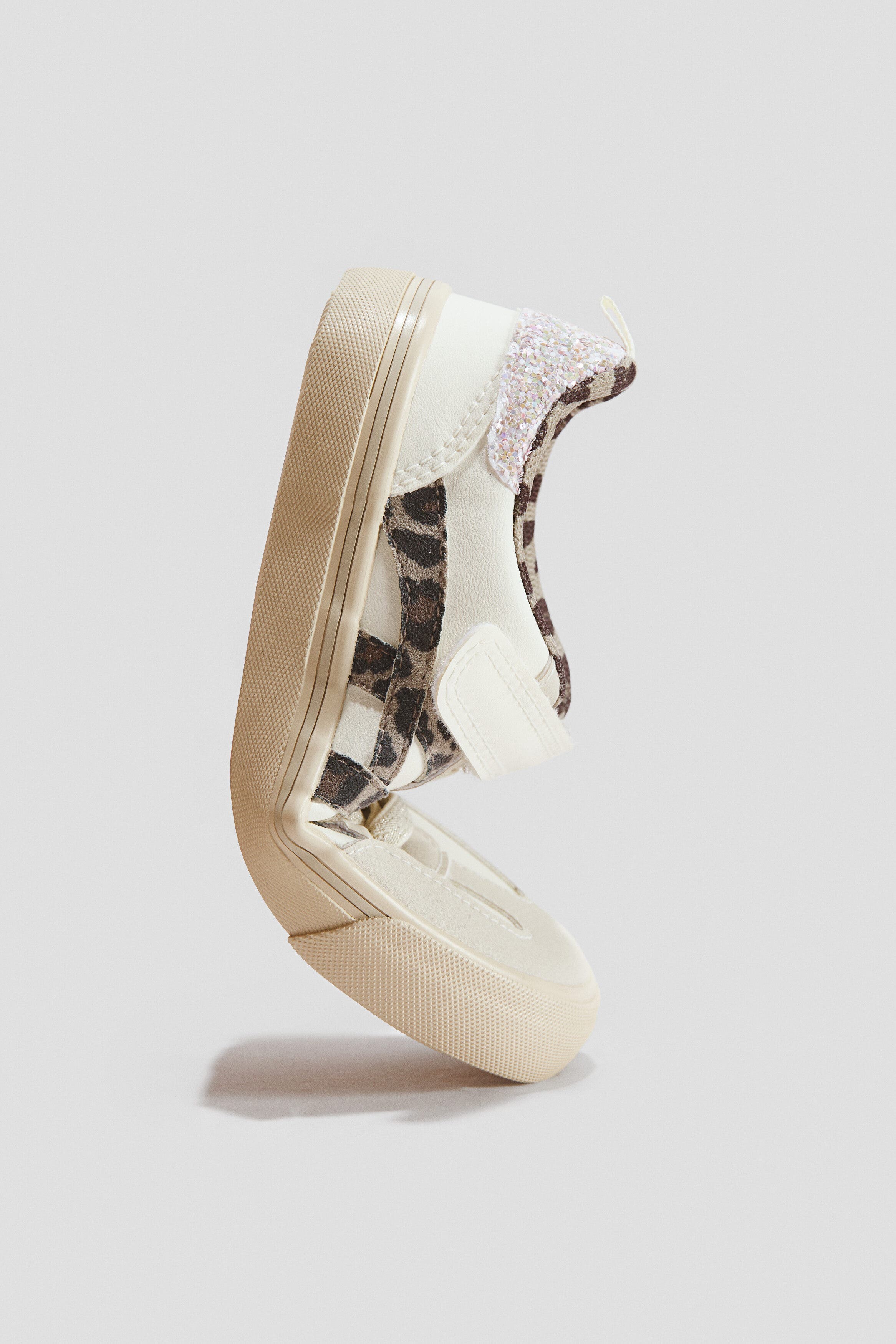 H&M Barefoot sneakers, Alternate, color, Cream/Leopard Print