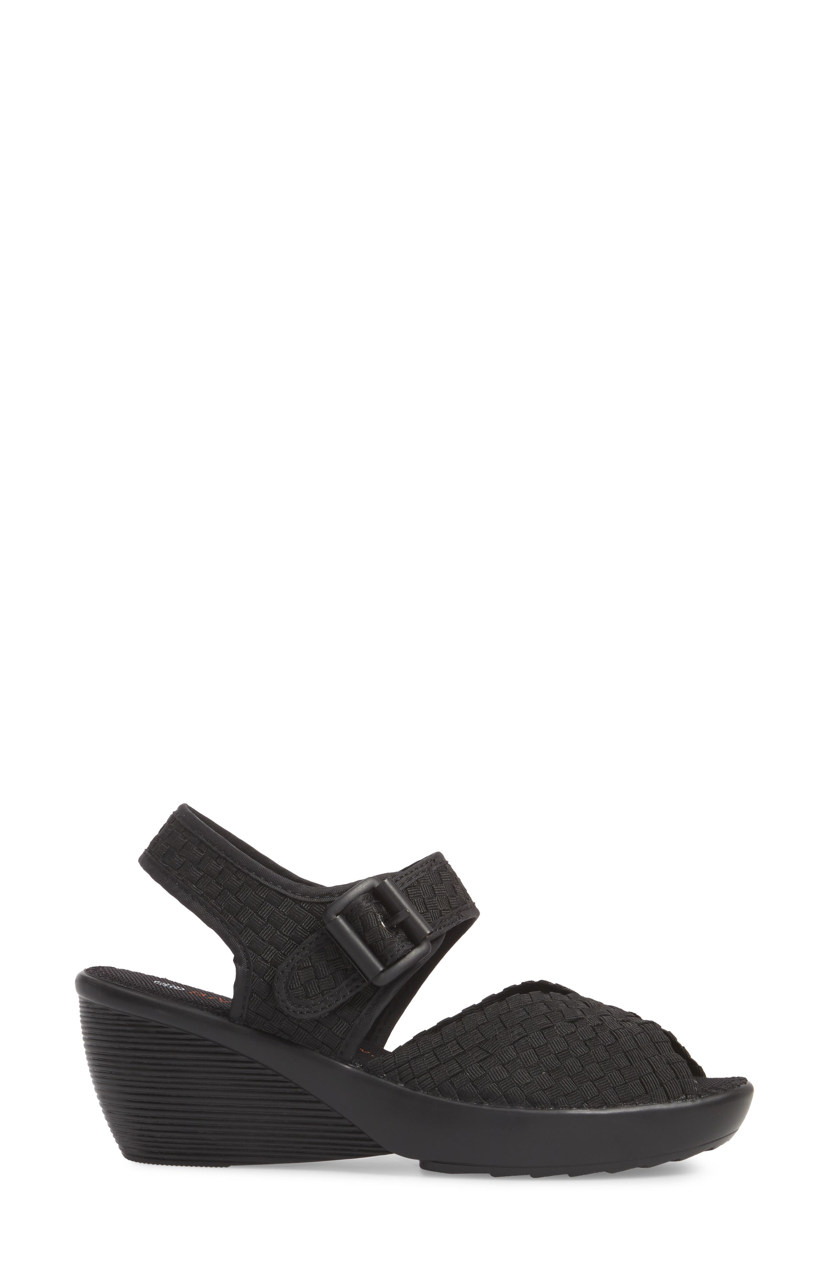bernie mev. Wedge Sandal, Alternate, color, 