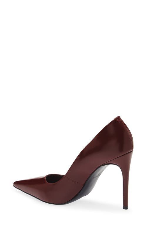 Steve Madden Noir Pointed Toe Pump In Burgundy