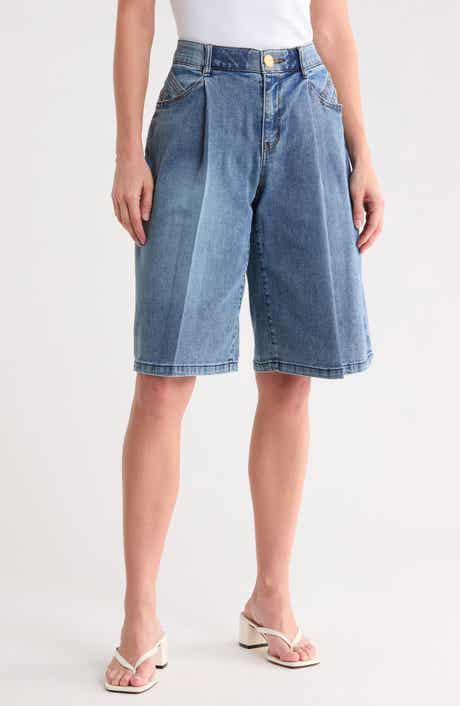 Relaxed Pleated Bermuda Shorts
