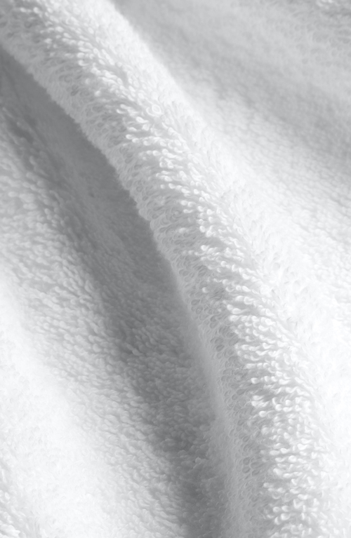 Italic Serene Ultraplush Collection Bath Essentials- Bath Towel 4 Pack In White