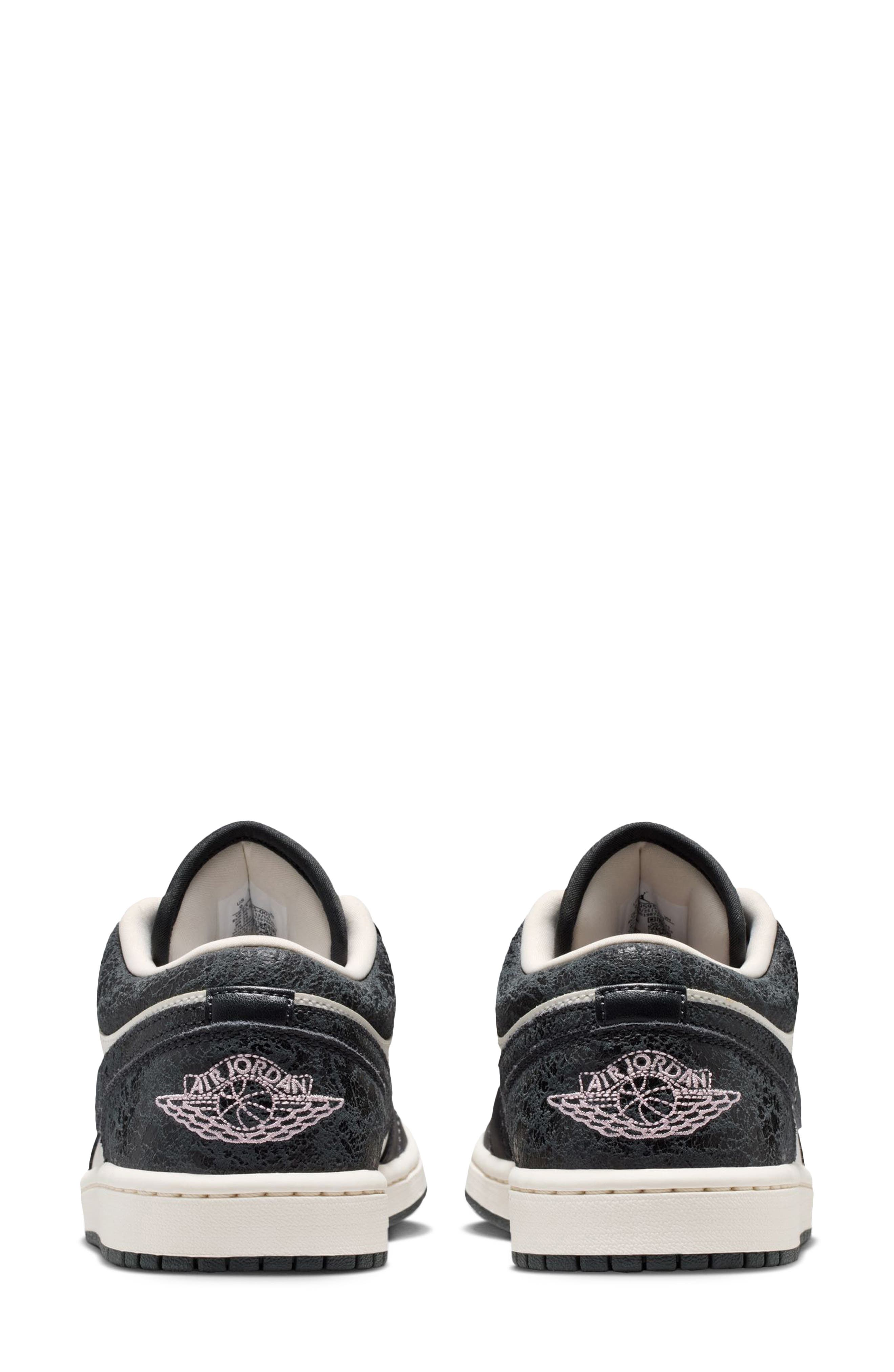 Jordan Air Jordan 1 Low SE Basketball Sneaker, Alternate, color, Anthracite/ White