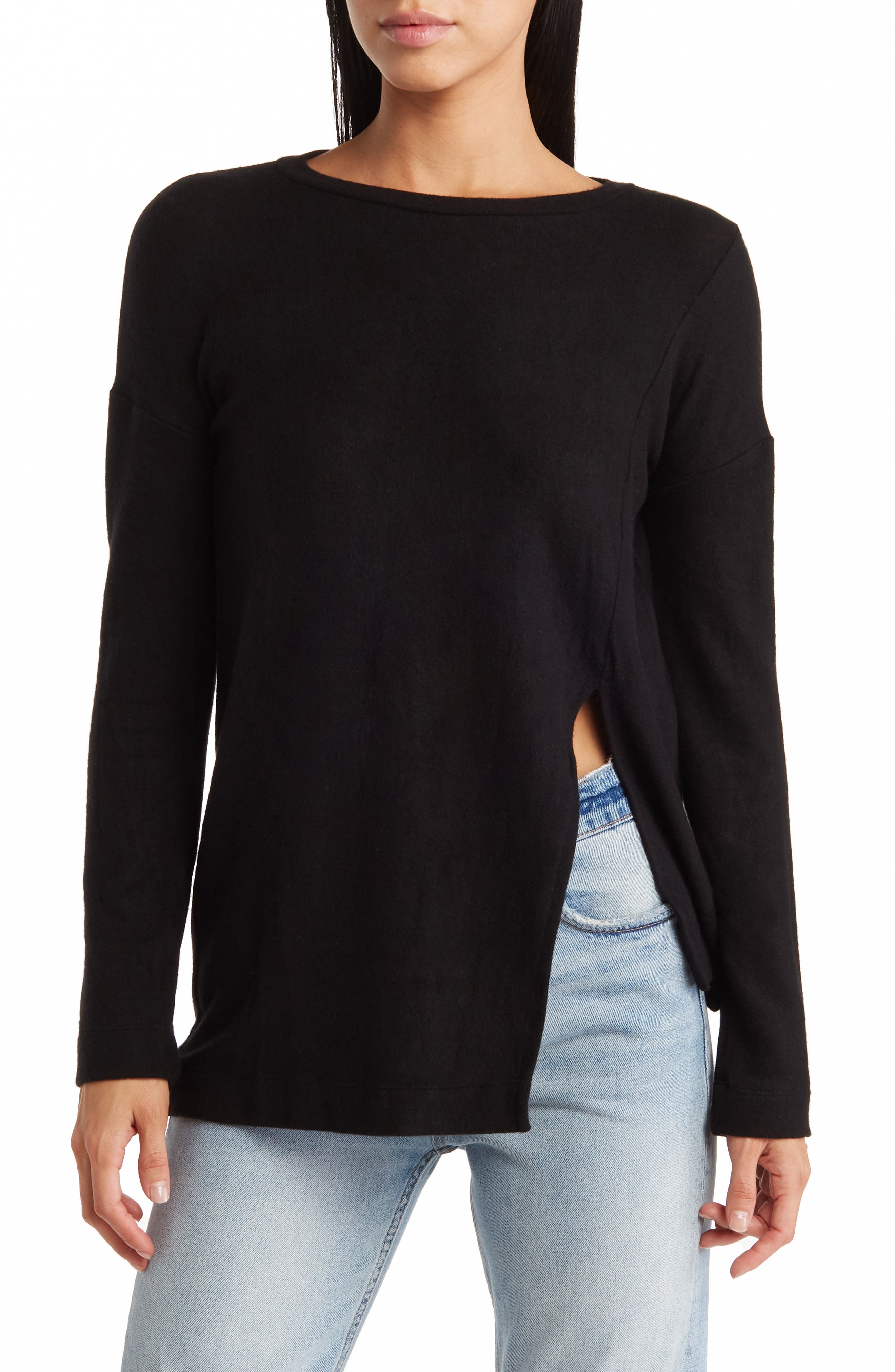 GO COUTURE Long Sleeve Asymmetric Hem Top