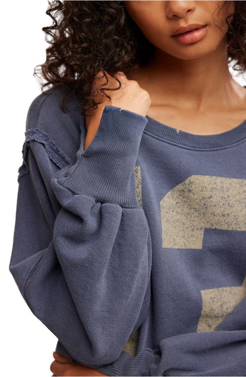 FREE PEOPLE FREE PEOPLE CAMDEN OVERSIZE GRAPHIC SWEATSHIRT 