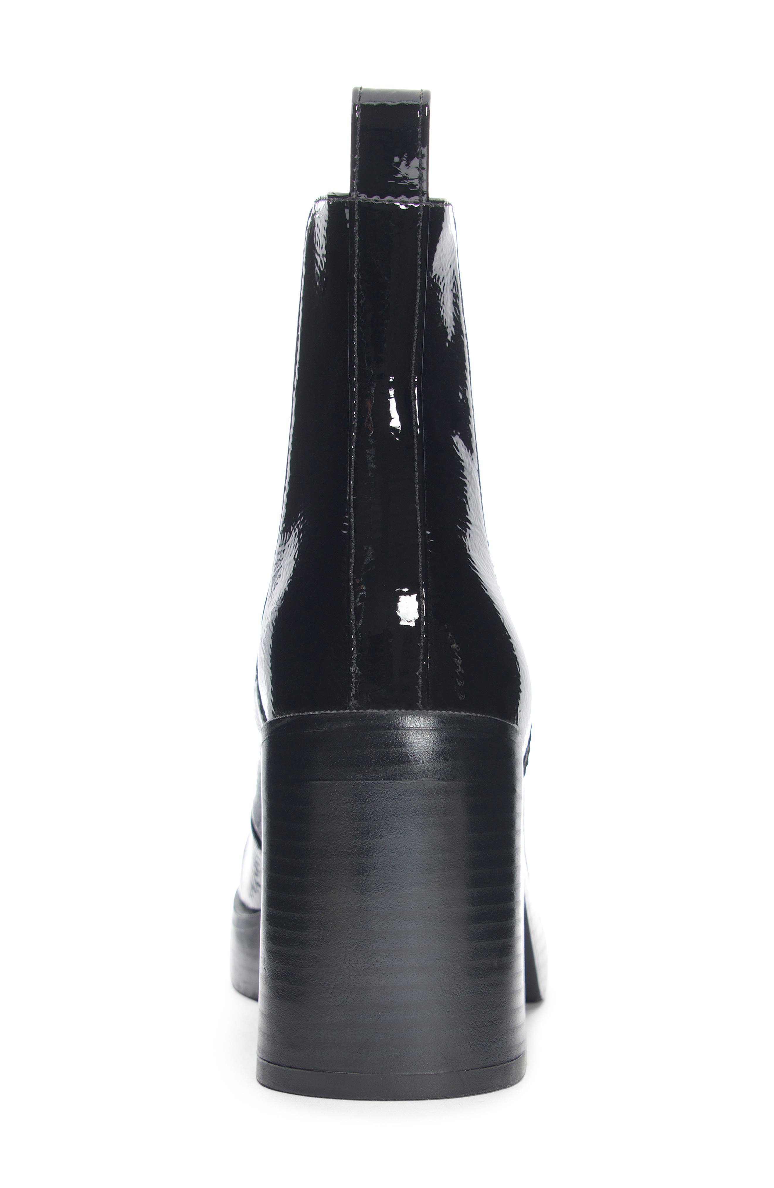 Dirty Laundry Gutsy Chelsea Boot, Alternate, color, 