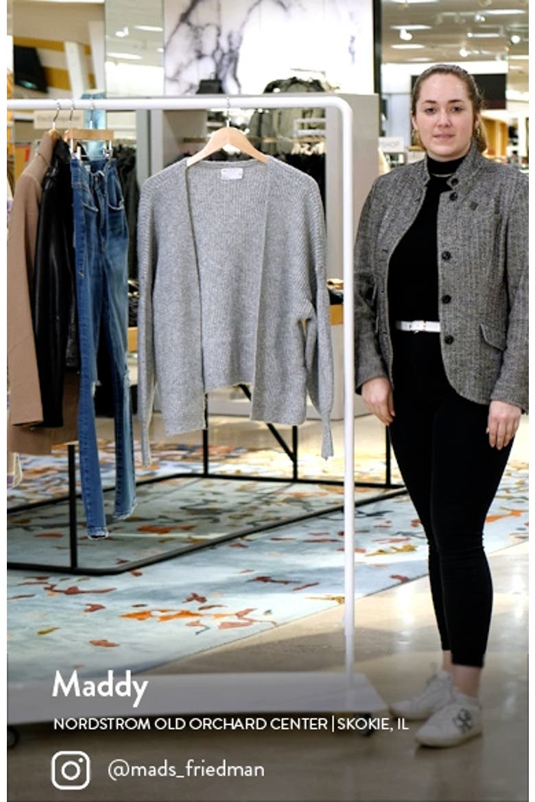 Curve Balloon Sleeve Cardigan video