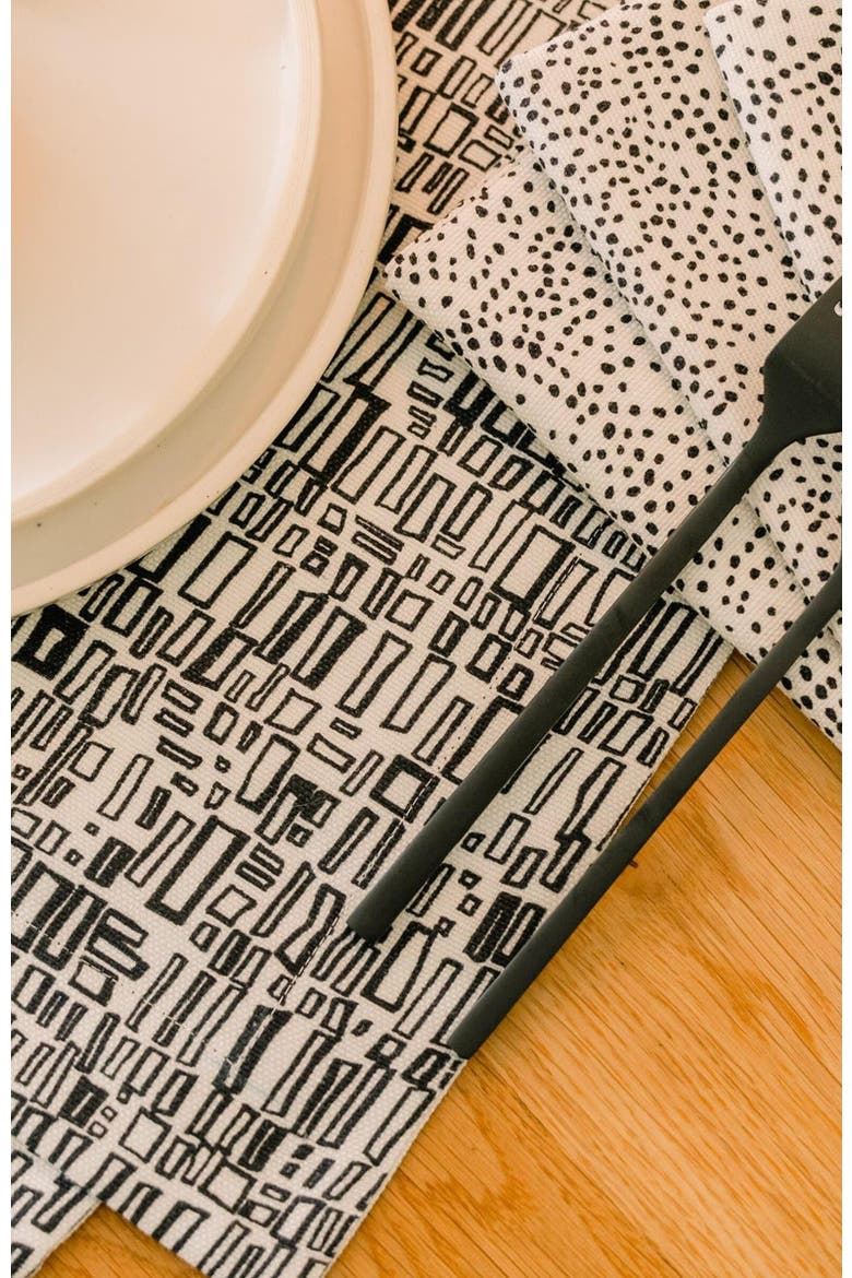 Palizada in Albatross - Pair of Napkins, Alternate, color, Albatross