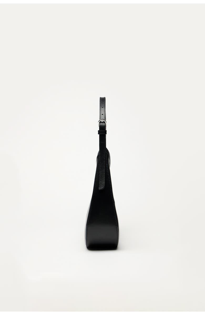 Want Les Essentiels Arch Smooth Leather Shoulder Bag, Alternate, color, Black