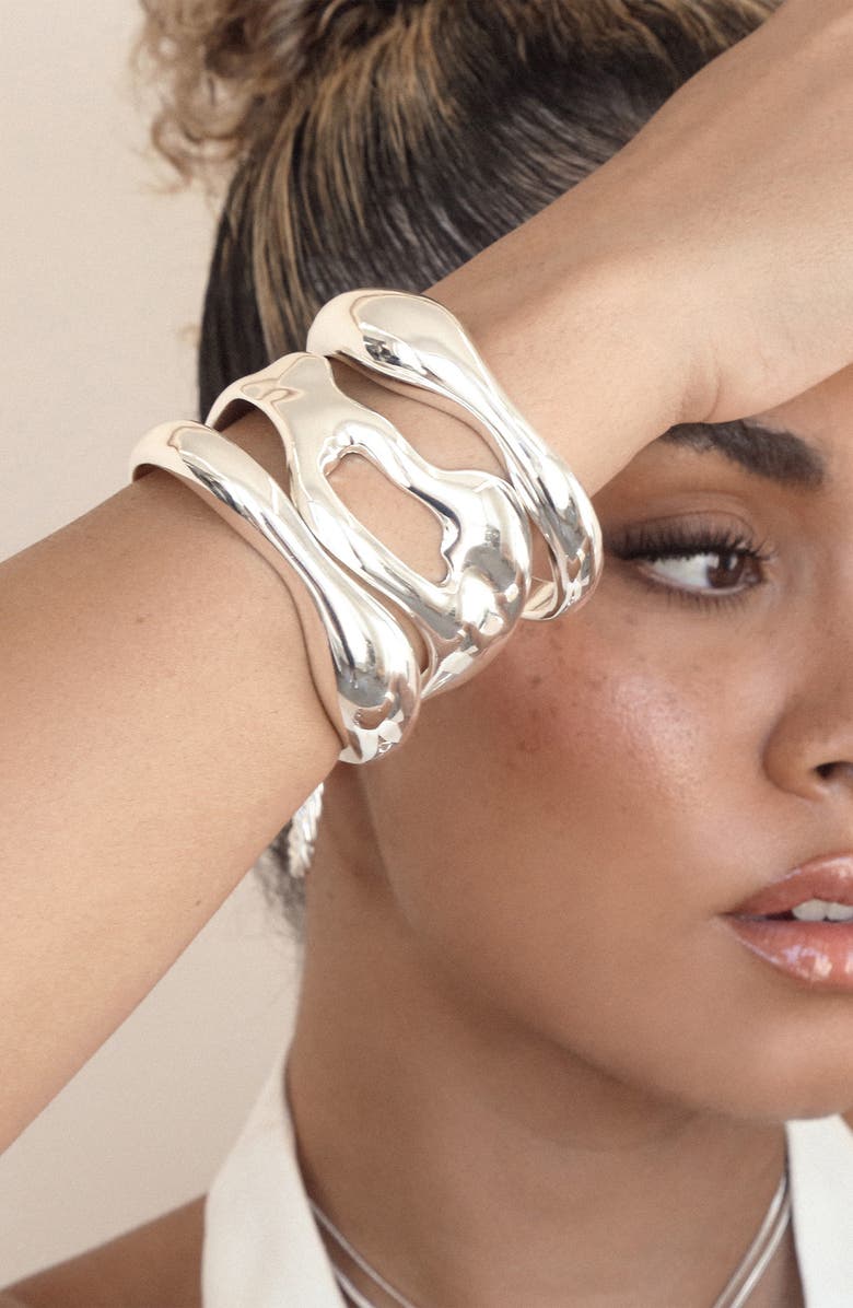 Ettika Liquid Cuff Bracelet, Alternate, color, Silver