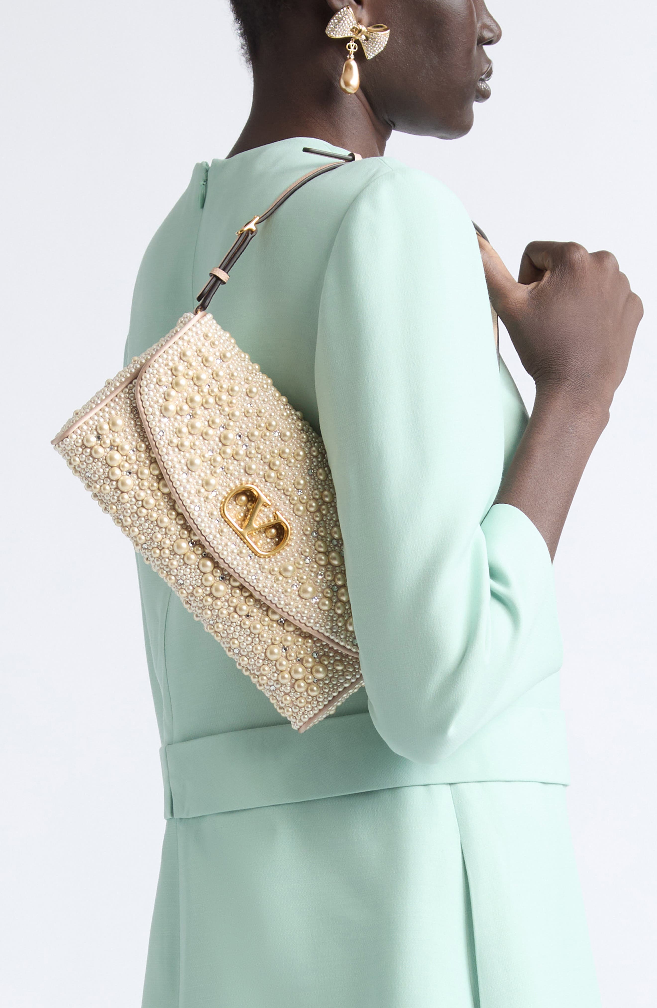 Small Devain Faux Pearl Clutch, Alternate, color, CREAM