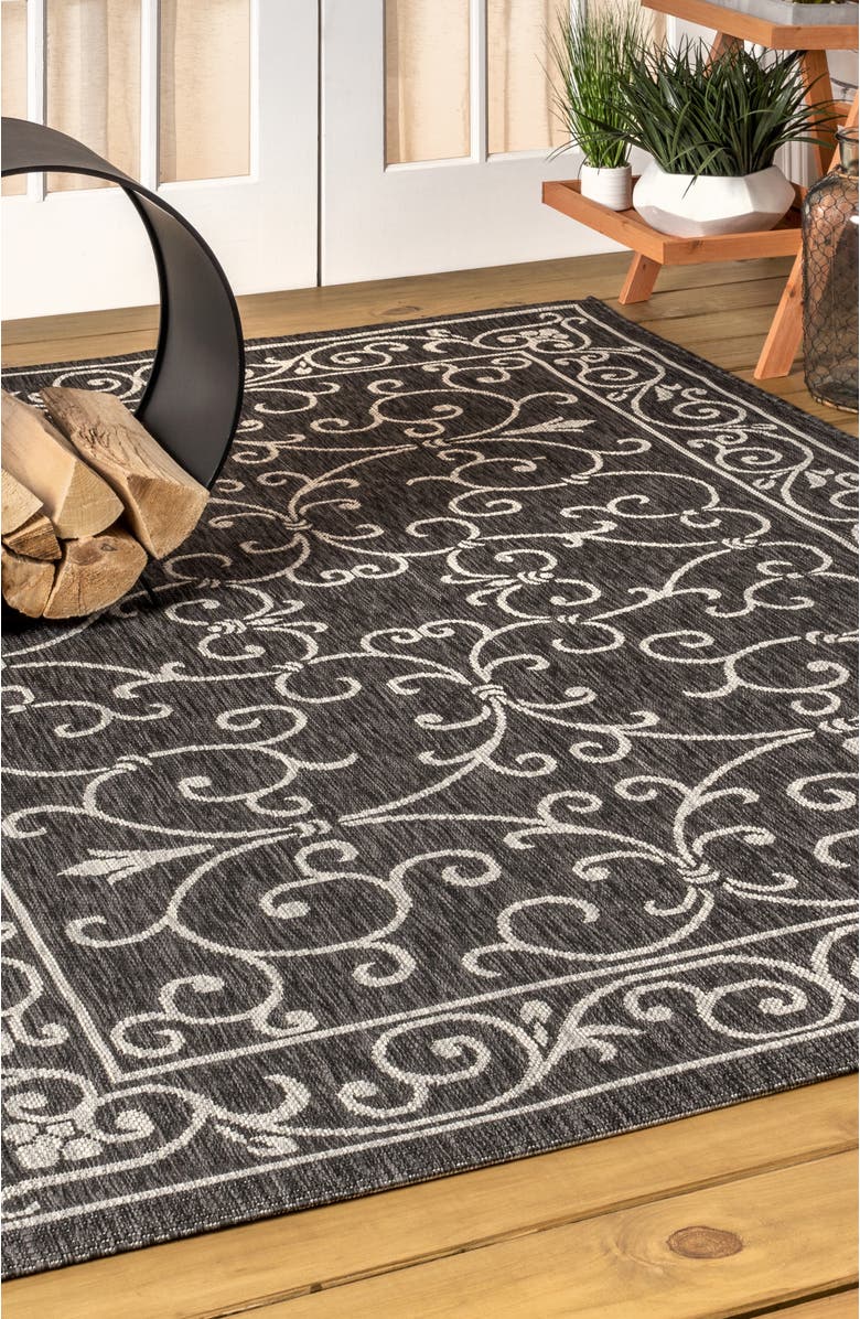 JONATHAN Y Charleston Vintage Filigree Textured Weave Indoor/Outdoor Area Rug, Alternate, color, Black/Gray