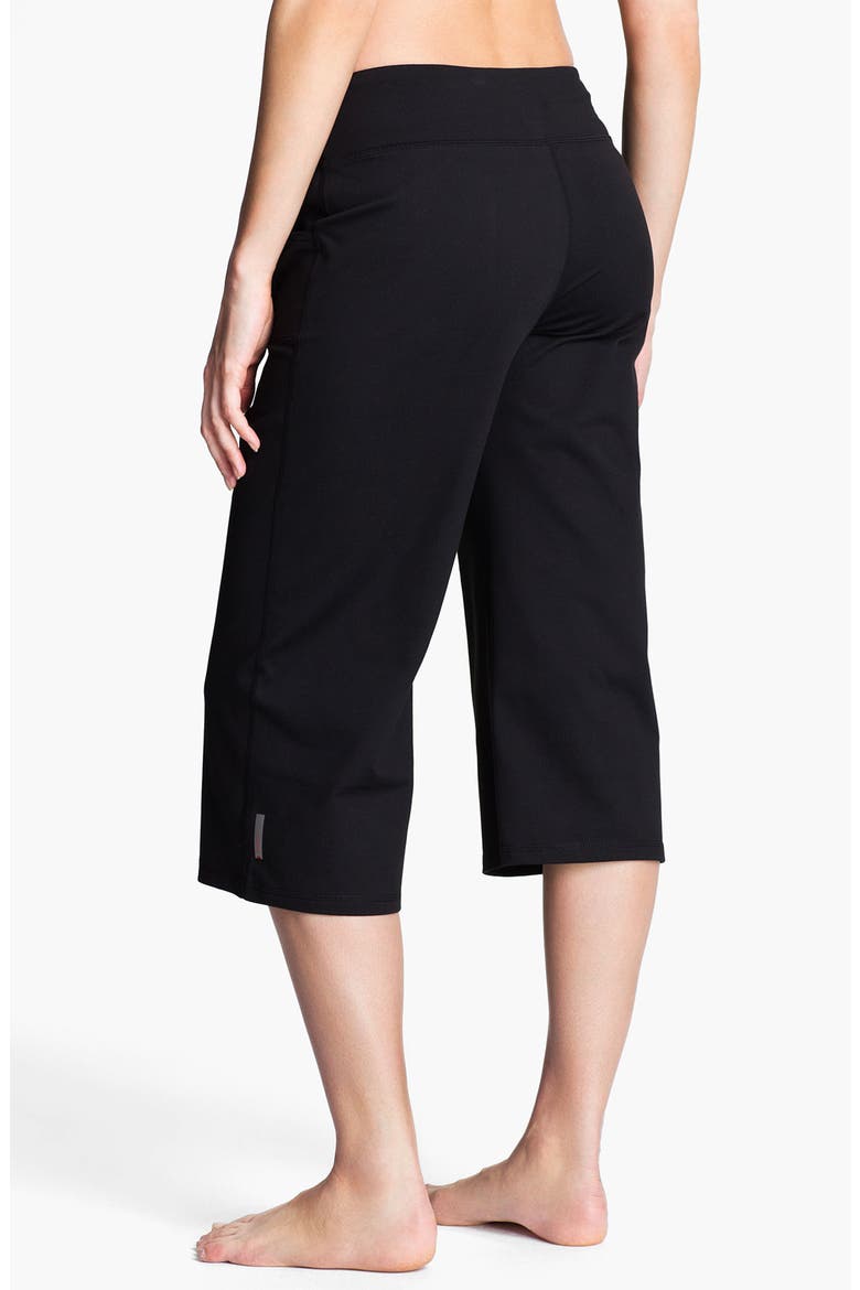 'Soul 2' Capris, Alternate, color, BLACK
