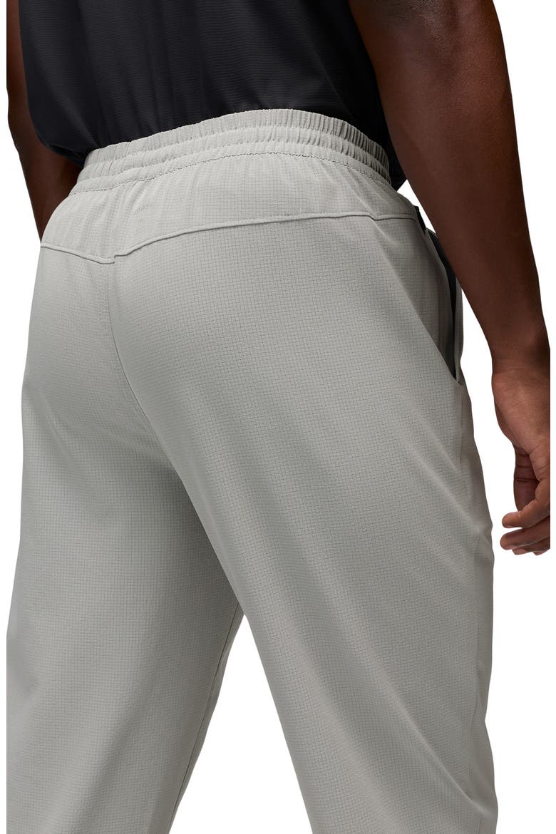 Hybridizer Breathe Performance Joggers, Alternate, color, STERLING