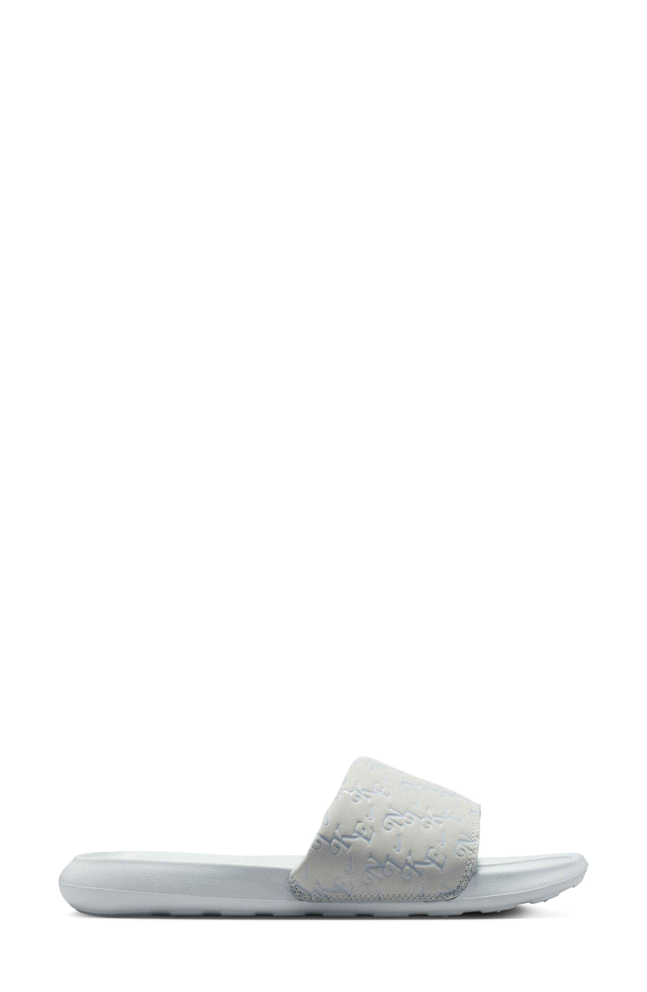 PHOTON DUST/ WOLF GREY
